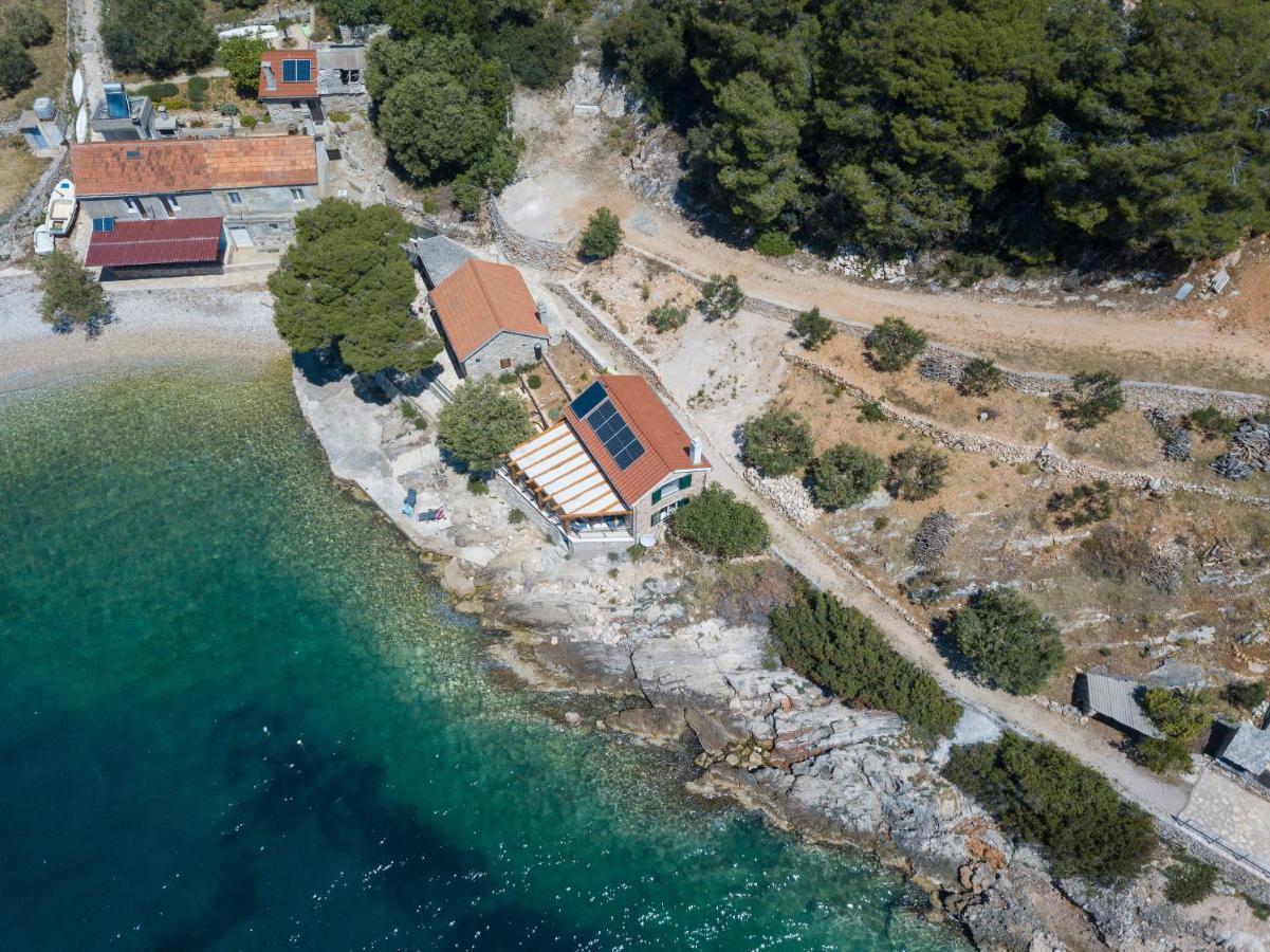 Seaside Cottage Maslina Gdinj Екстериор снимка