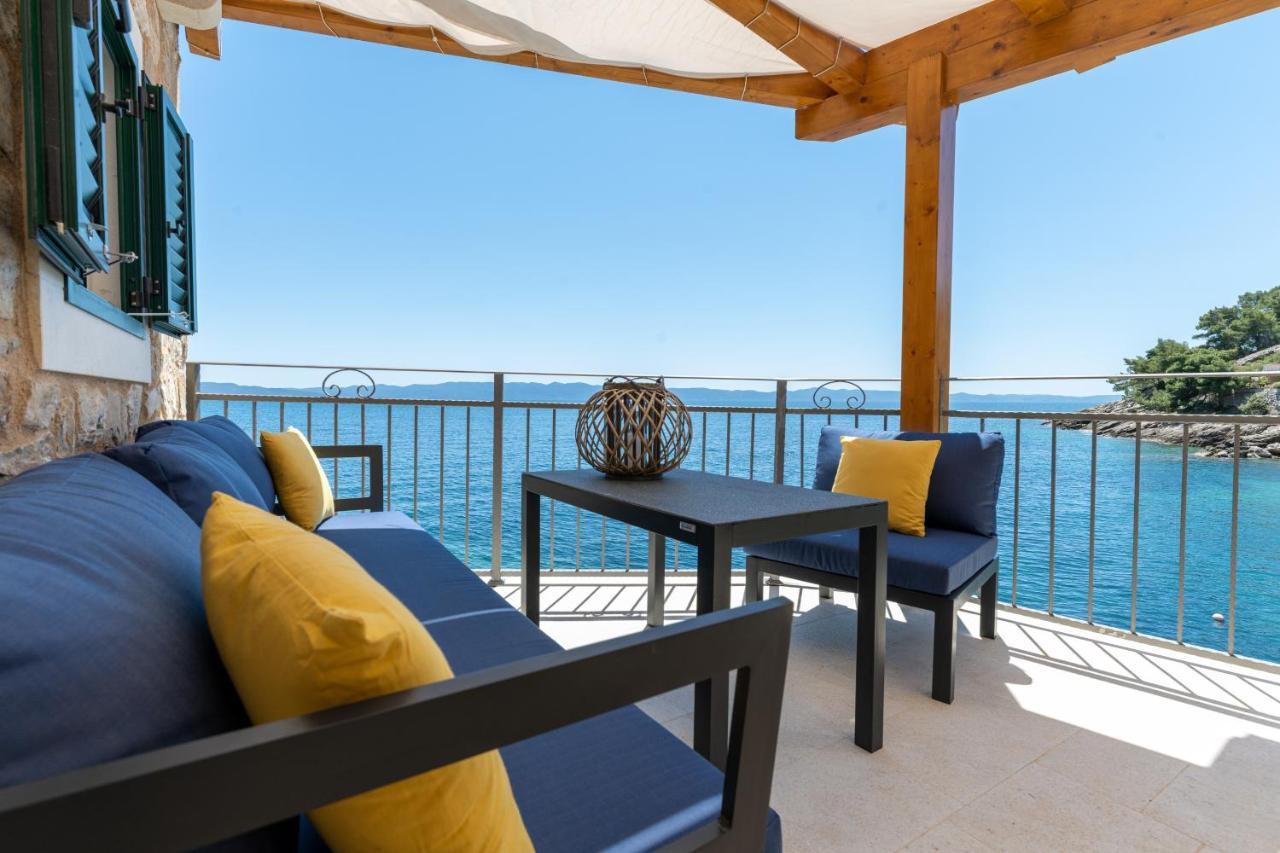 Seaside Cottage Maslina Gdinj Екстериор снимка
